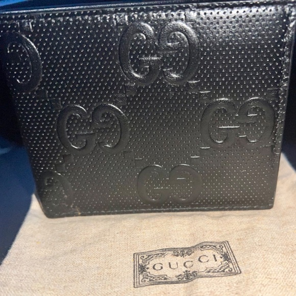 Men’s Gucci Wallet - Picture 2 of 3